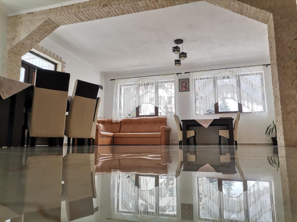 Hotel Casa Dana Olteanu Moeciu De Sus Exteriér fotografie